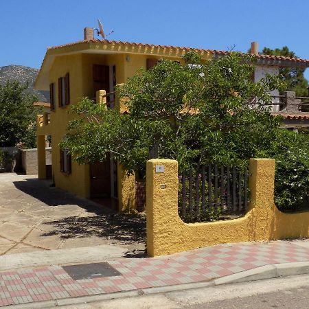Casa Vacanze Gardenia Solanas  Eksteriør billede