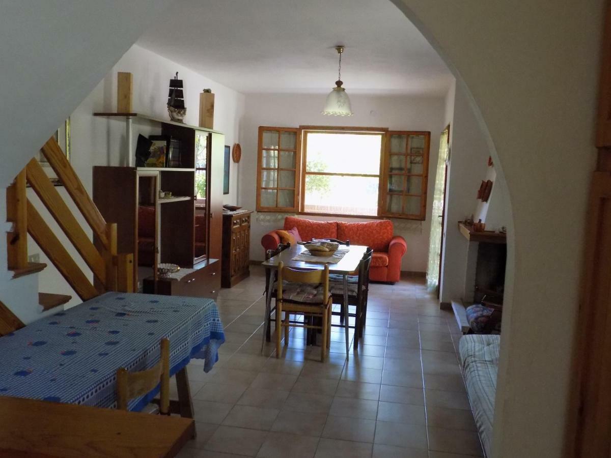 Casa Vacanze Gardenia Solanas  Eksteriør billede