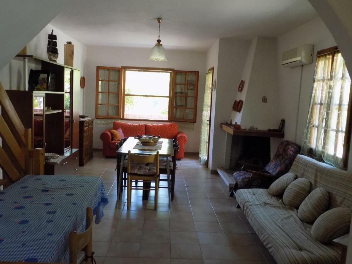 Casa Vacanze Gardenia Solanas  Eksteriør billede